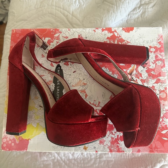 Sherri Hill pageant gown including Chinese Laundry as 6 shoes - Picture 9 of 9